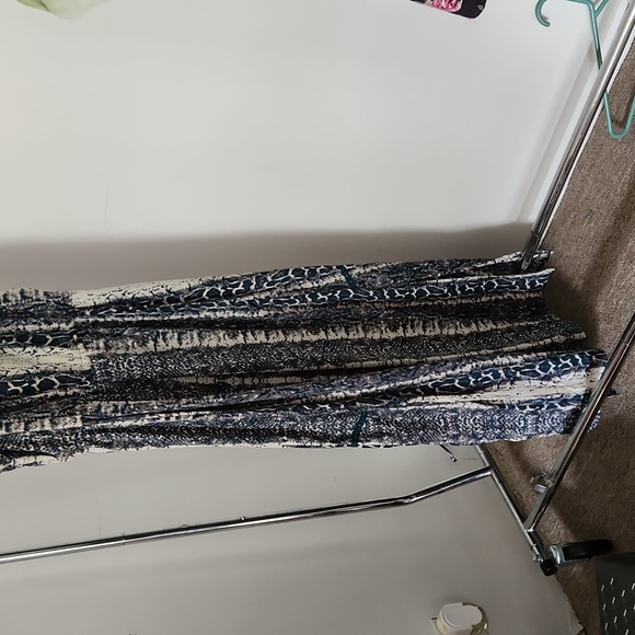 L NYC Trends Snake Print Dress - Picture 2 of 3